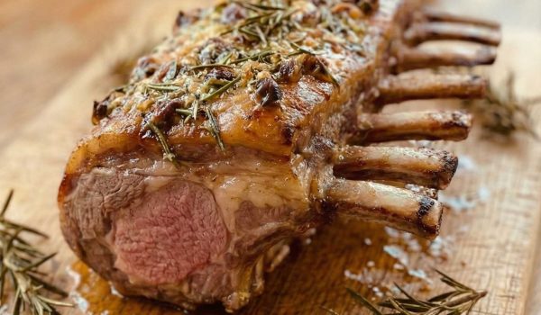 Garlic, Anchovy & Rosemary Rack of Lamb r